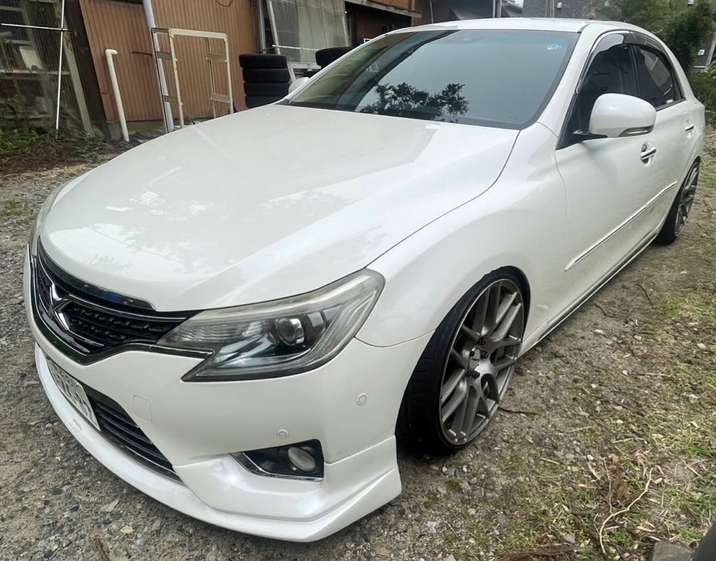 1001マークX事故車