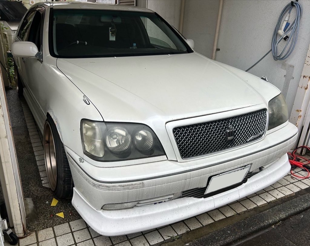 東京都クラウン不動車